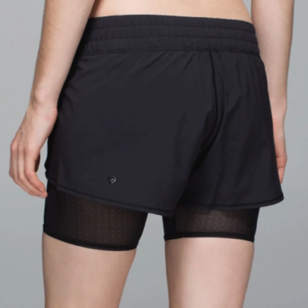 Lululemon Hot To Street Short Black - Picture 10 of 11